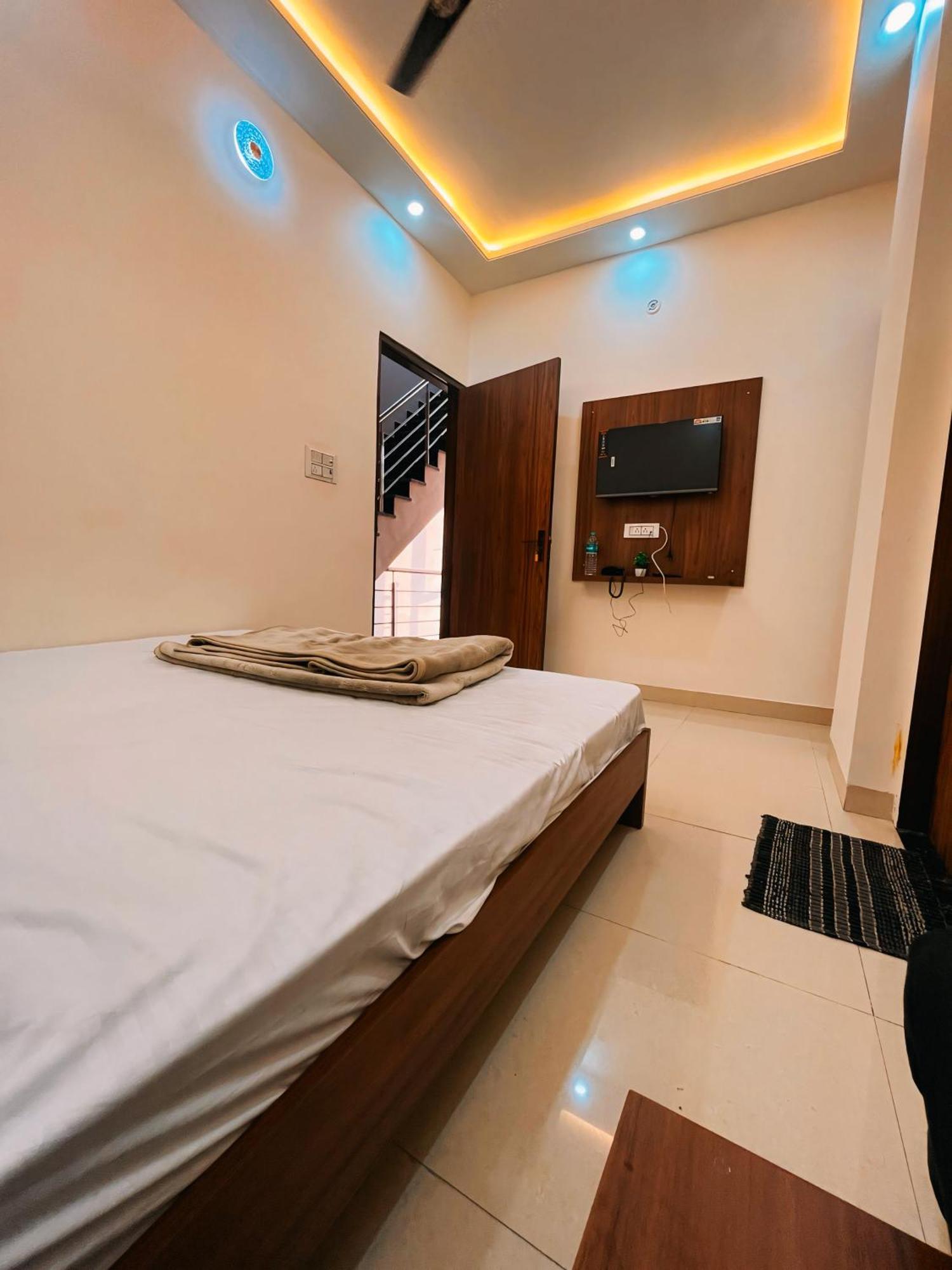 Hotel Pooja Dzsaipur Kültér fotó